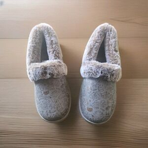 NWOB Size 7.5 - Skechers Bobs Too Cozy Slip On Dog/Cat Print‎ Women's Fur Lined